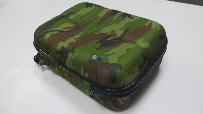 LTK-022 迷彩戶外工具包轉(zhuǎn)角細節(jié) LTK-022 迷彩戶外工具包轉(zhuǎn)角細節(jié)